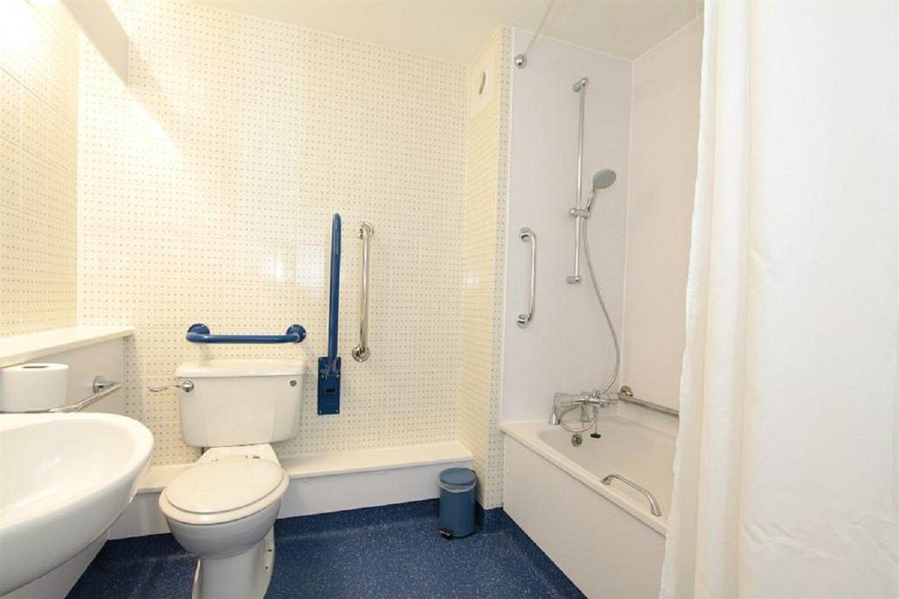 Travelodge Ipswich Beacon Hill Coddenham Экстерьер фото