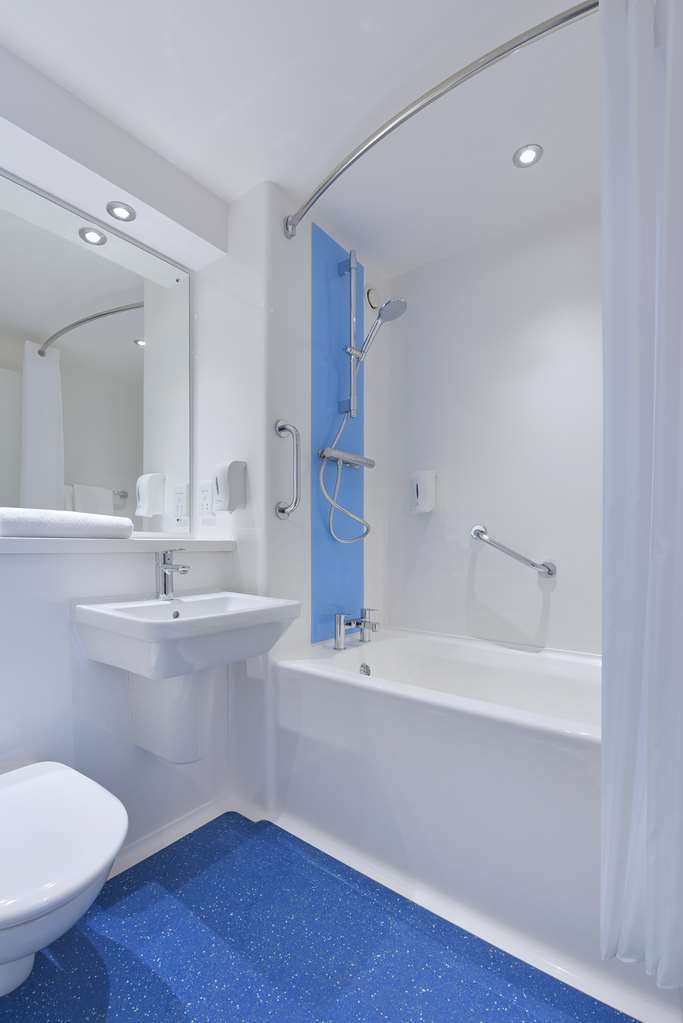 Travelodge Ipswich Beacon Hill Coddenham Номер фото